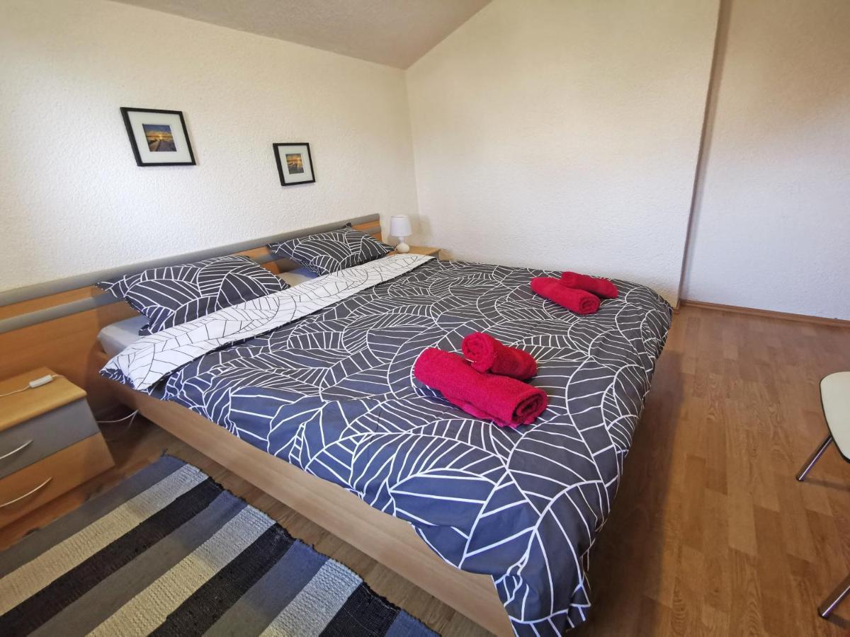 Apartman Luna Sveti Lovreč Pazenatički Zewnętrze zdjęcie