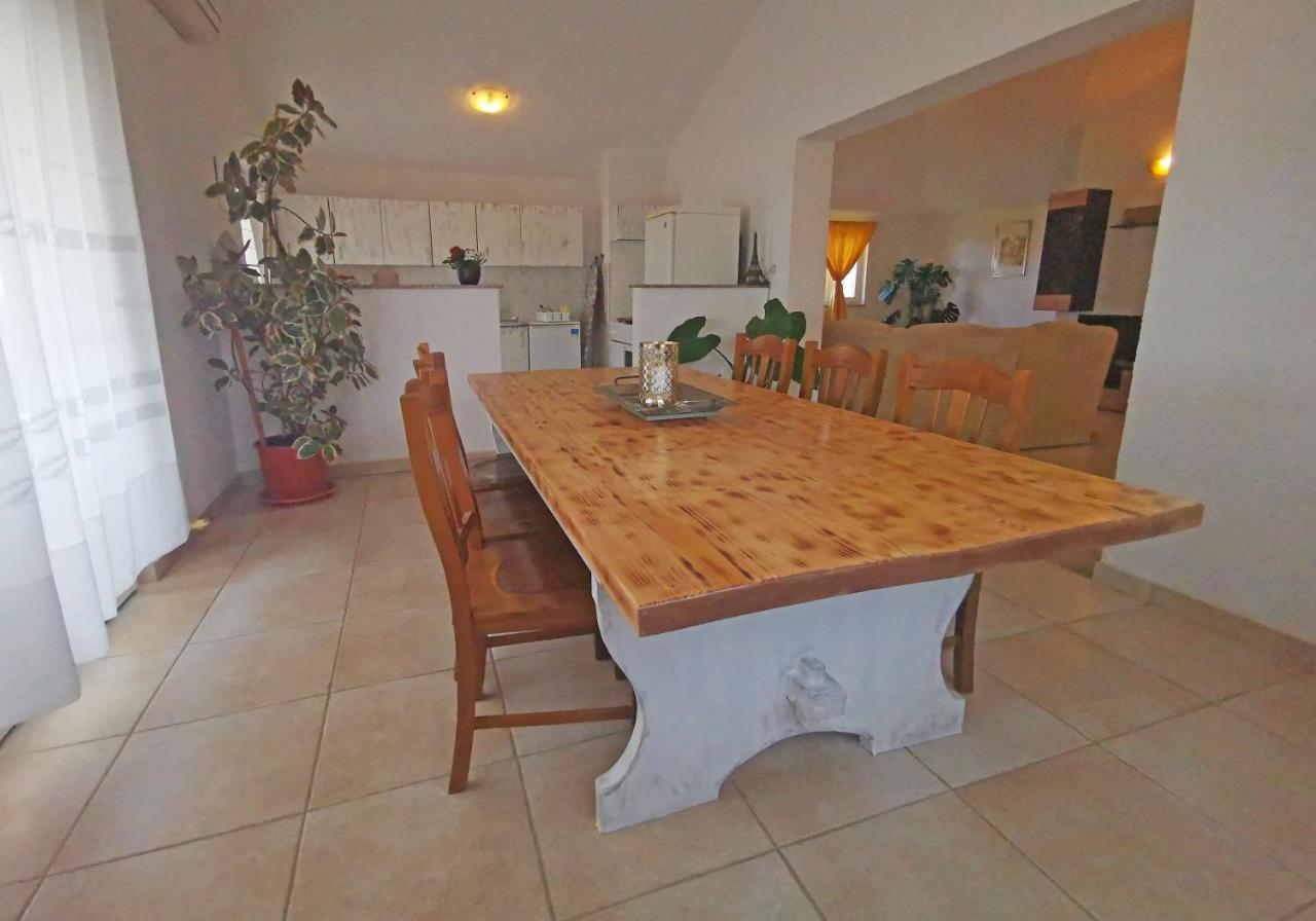Apartman Luna Sveti Lovreč Pazenatički Zewnętrze zdjęcie